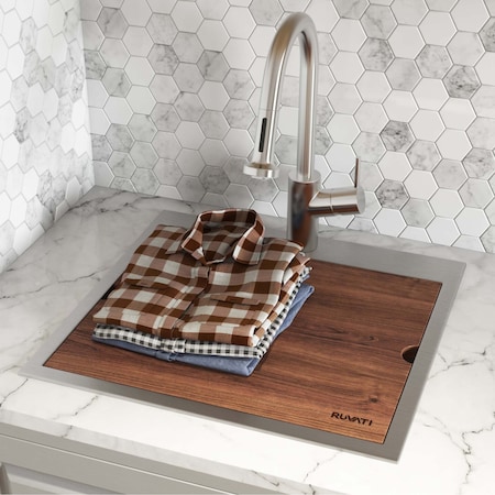 Ruvati 20" W x 21" L x Stainless Steel RVU6421